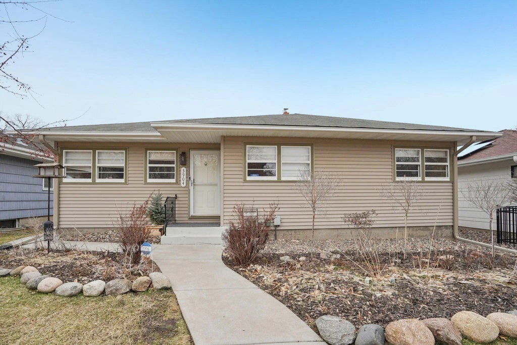 3904 Washburn Avenue S, Minneapolis