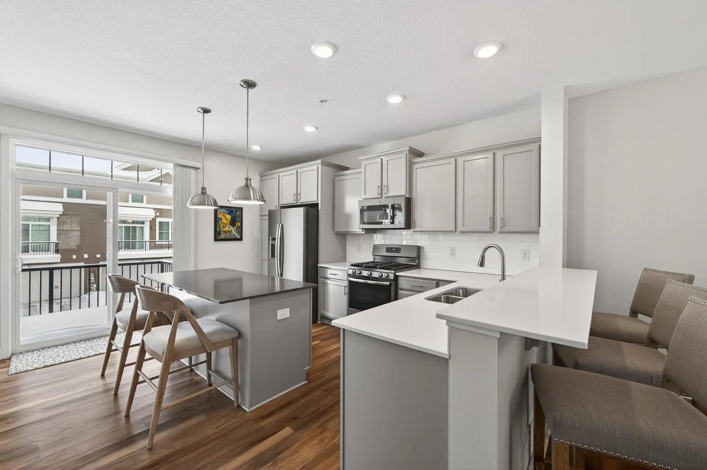 5092 93rd Lane N, Brooklyn Park