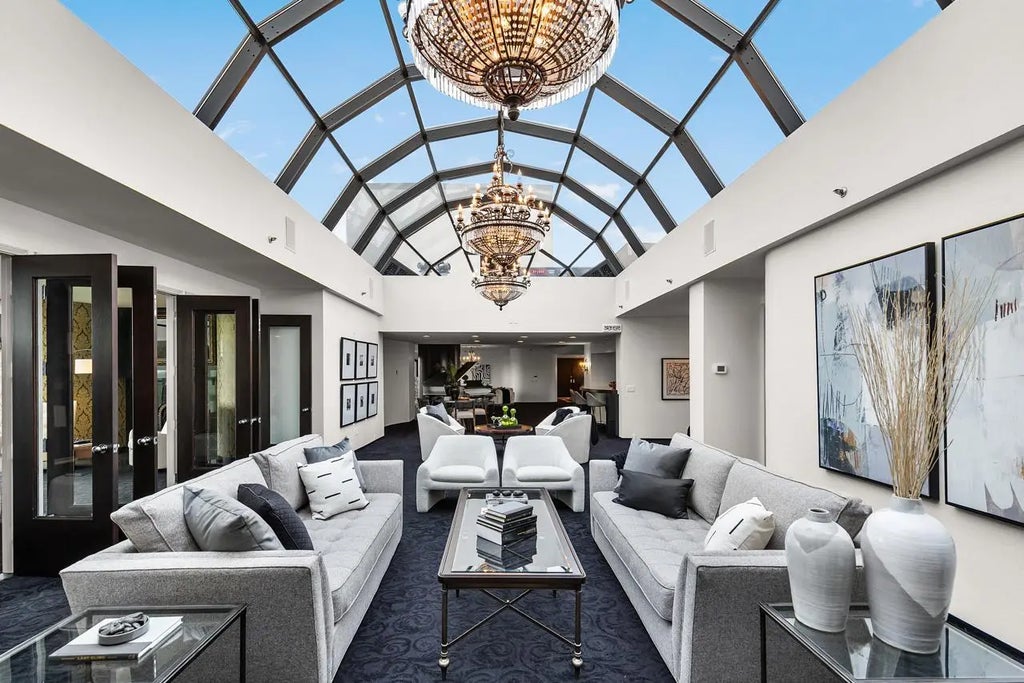 3145 Dean Court 1100, Minneapolis