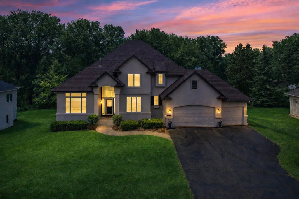 14638 Boulder Pointe Road, Eden Prairie