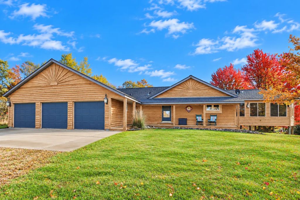 39604 Outing Court, Browerville