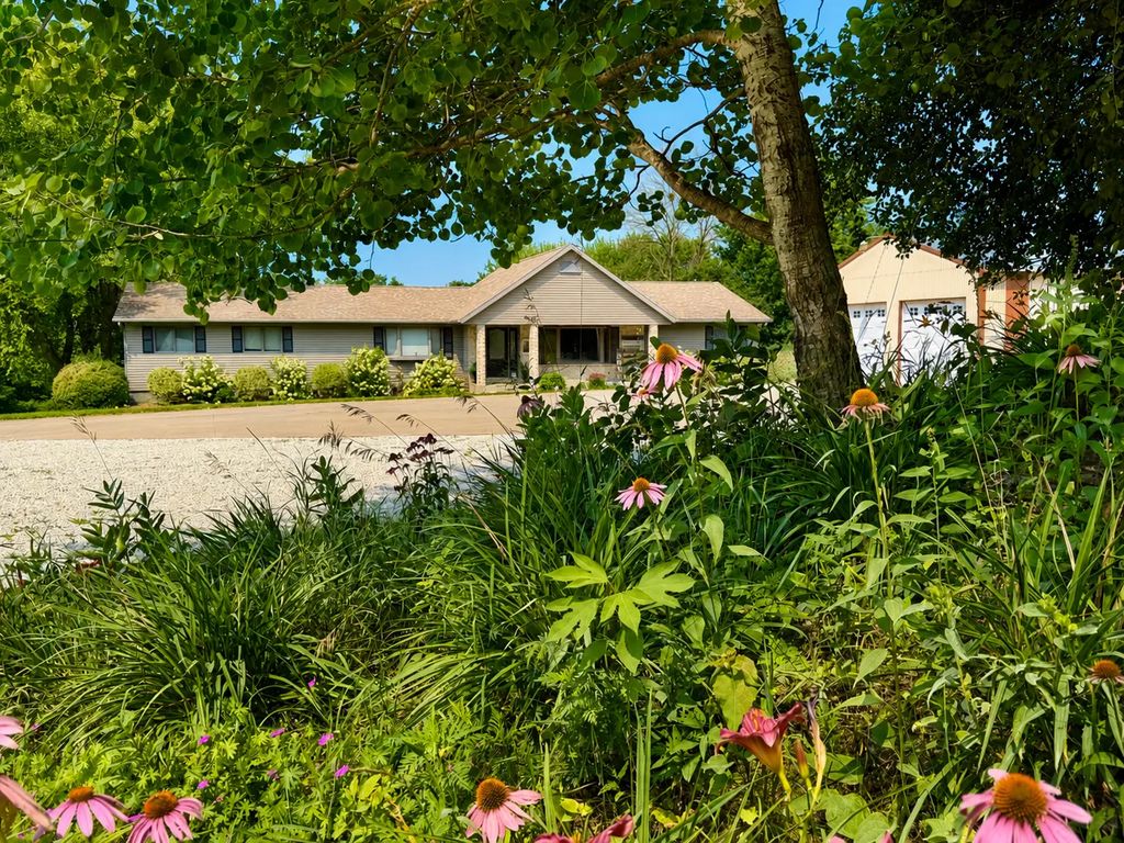 32337 Juniper Road, Chatfield