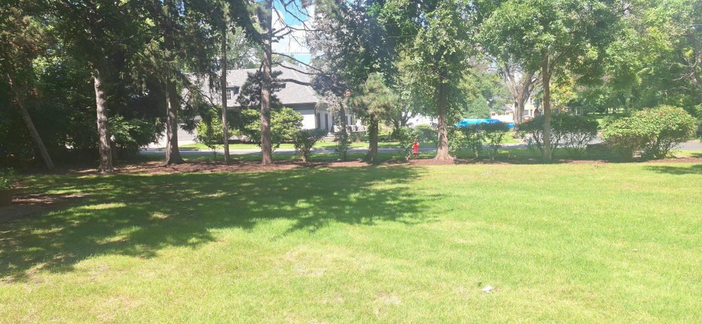 4900 Lakeview Drive, Edina