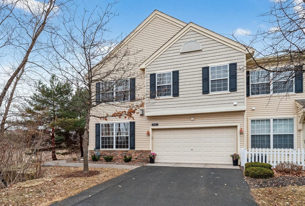 4478 Rosemary Way 7, Hugo