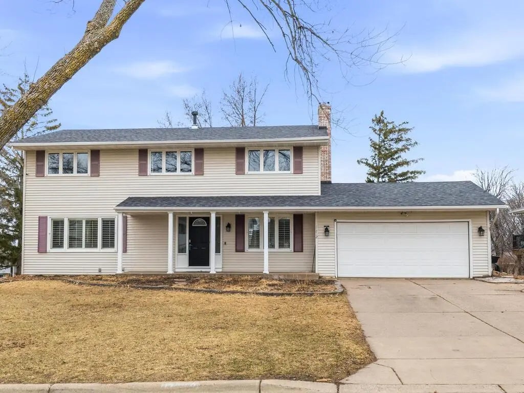 11712 Galtier Drive, Burnsville
