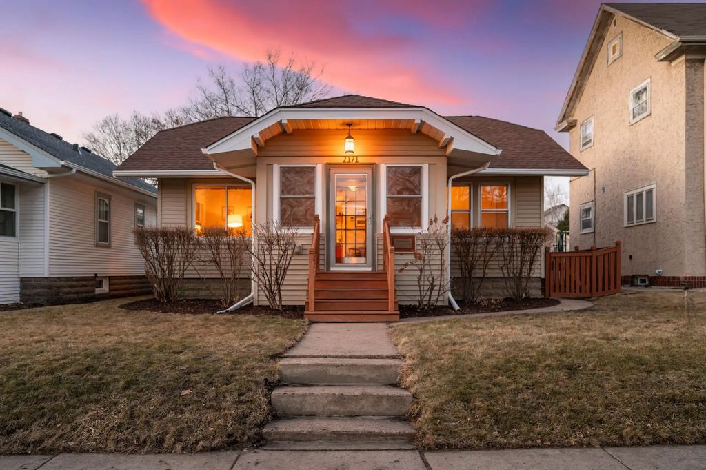 2171 Palace Avenue, Saint Paul