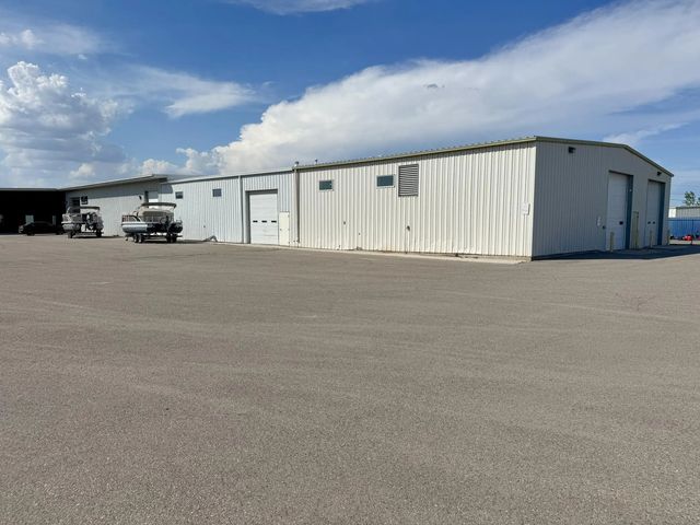 712 Frontier Drive, Fergus Falls