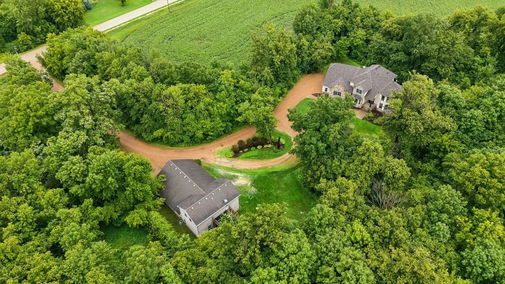 7575 Welcome Road, New Germany
