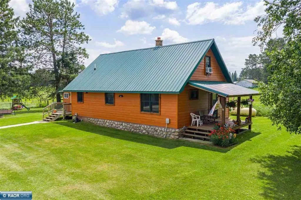 7713 Appaloosa Road, Embarrass
