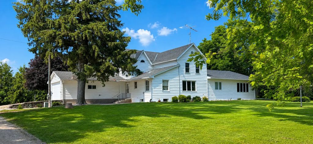 44241 70th Avenue, Kenyon
