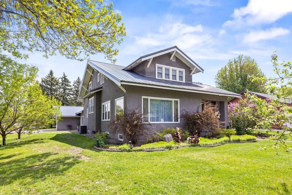 426 N Gorman Avenue, Litchfield
