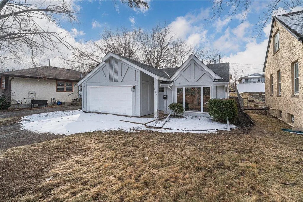 1564 Case Avenue, Saint Paul