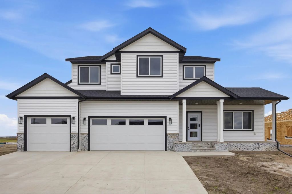 517 Prairie Parkway, Kindred