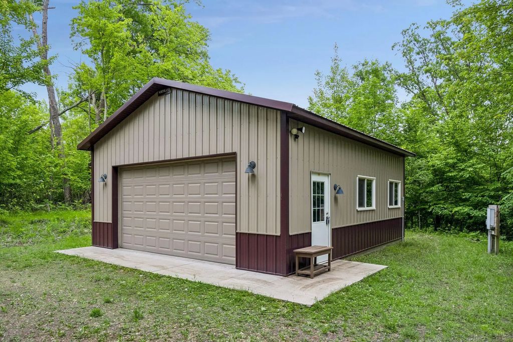 7117 Rainbow Lane, Danbury