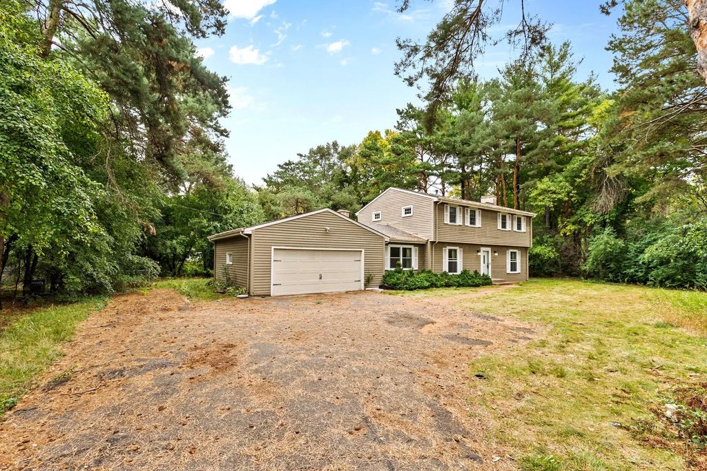 18010 County Road 6, Plymouth