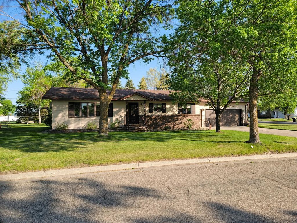 612 5th Avenue Sw, Perham