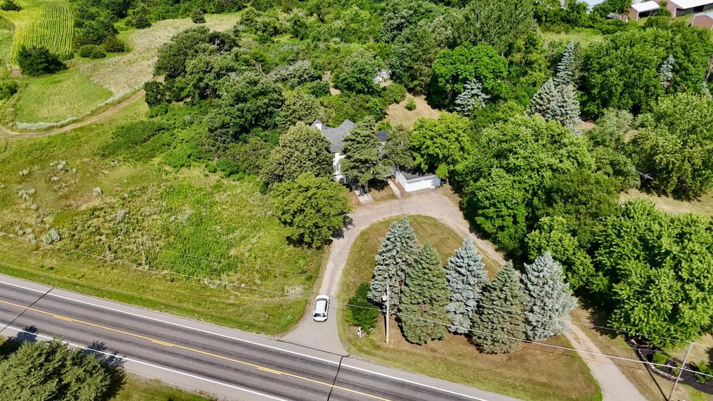 15808 County Road 49, Cold Spring