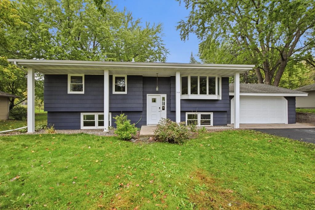 715 8th Street Nw, Buffalo