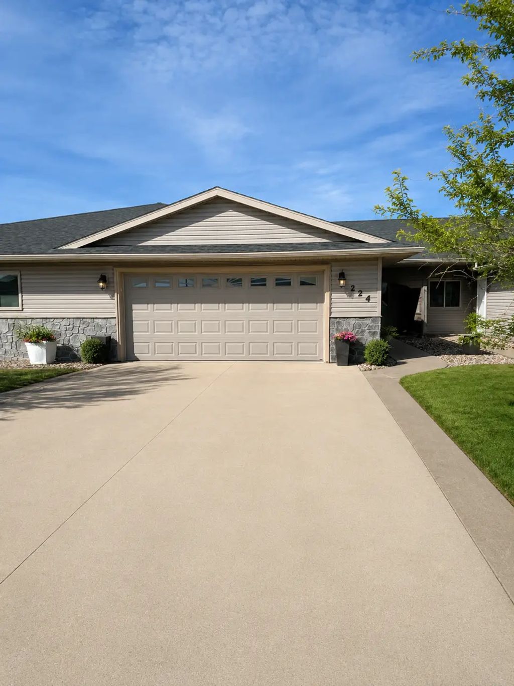 224 25th Street Se, Willmar
