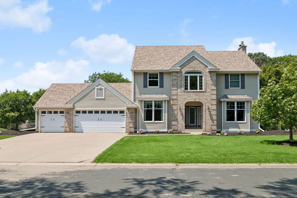 4299 Westchester Circle, Eagan