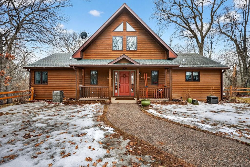 N6258 Goose Lake Road, Spooner