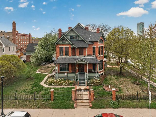 1700 3rd Avenue S, Minneapolis