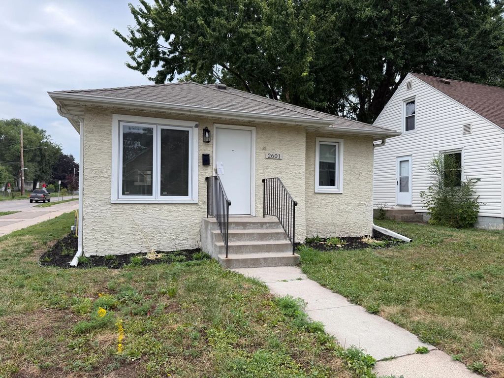 2601 Girard Avenue N, Minneapolis