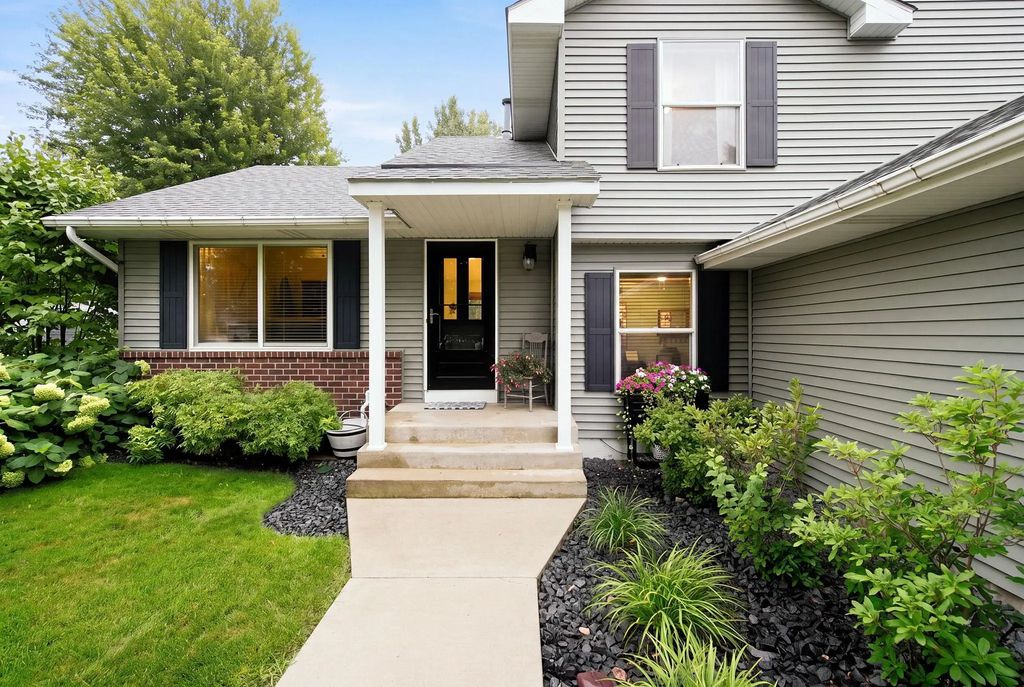6204 176th Street W, Lakeville