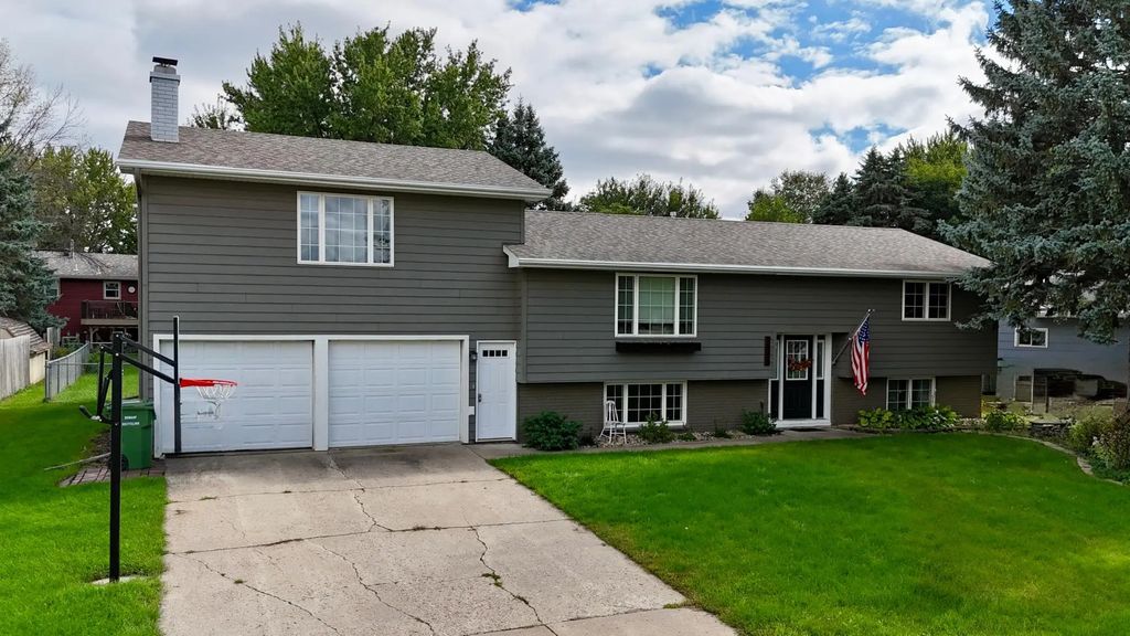 1511 Eckerson Drive, Worthington