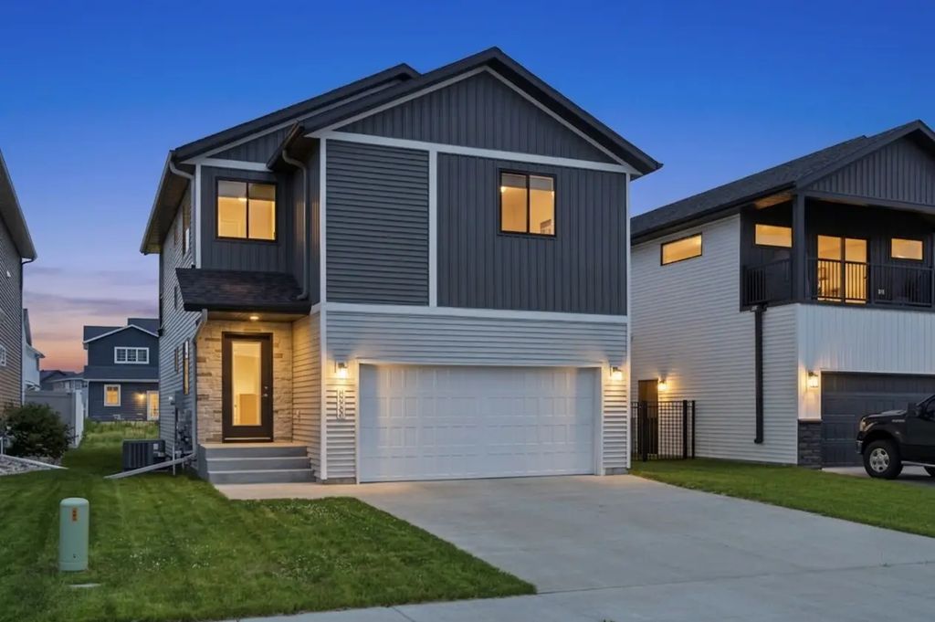 8068 Goldfinch Drive, Horace