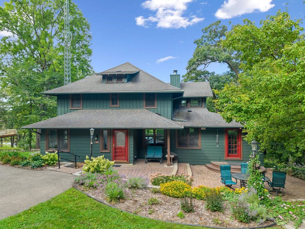 15 2nd Avenue Sw, Oronoco