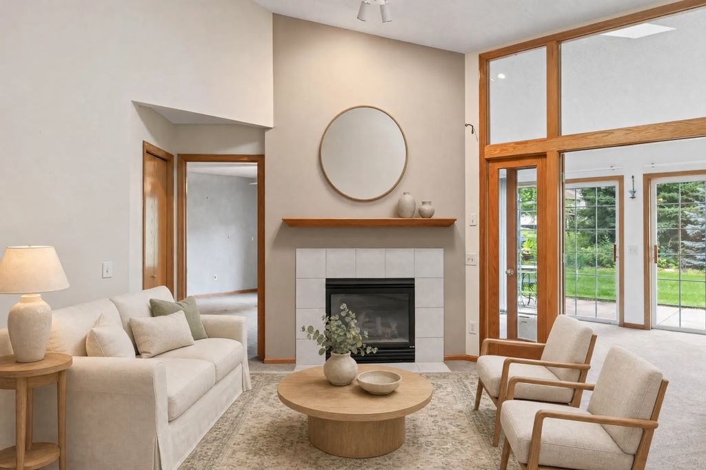 9076 212th Street W, Lakeville