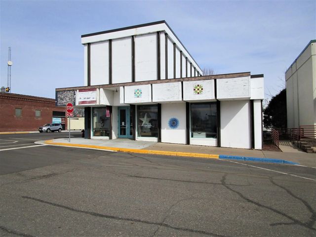 101 Oak St E, Frederic