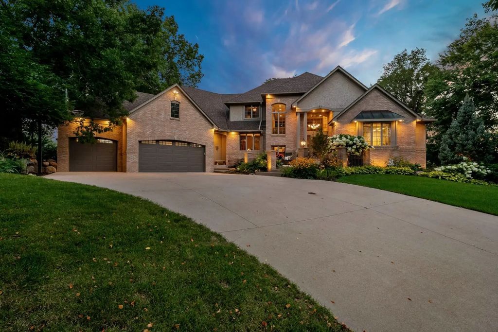 17854 Lanesboro Court, Lakeville