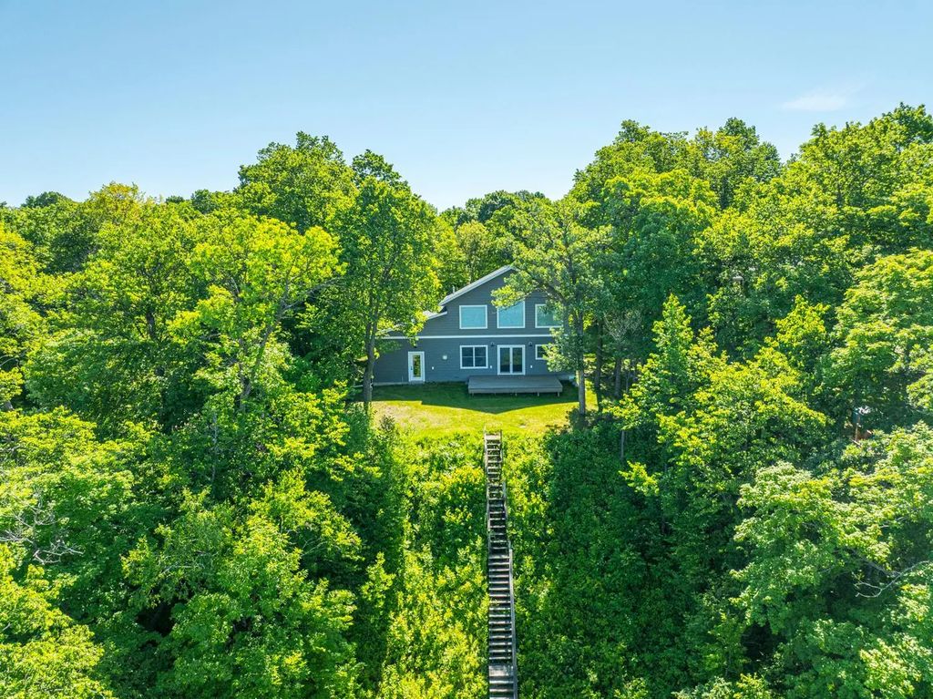 44555 Crystal Hills Way, Pelican Rapids