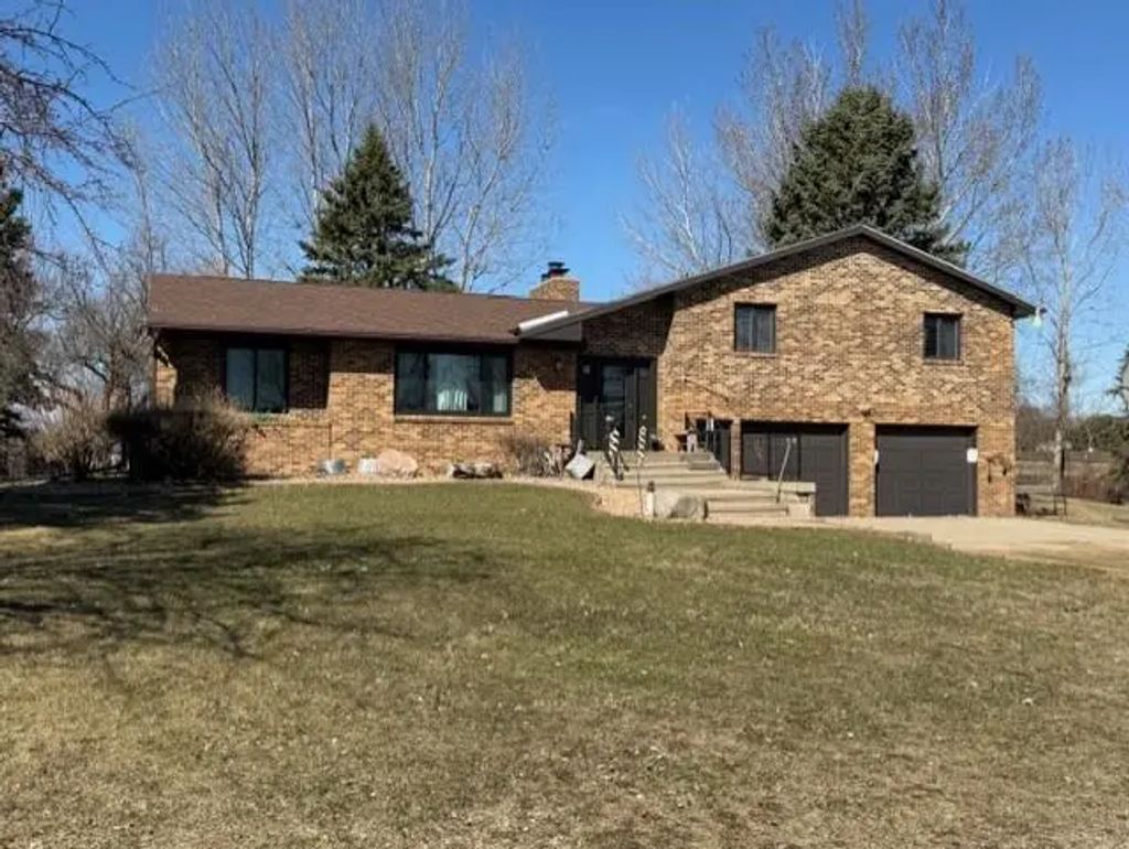 58533 243 Street, Litchfield