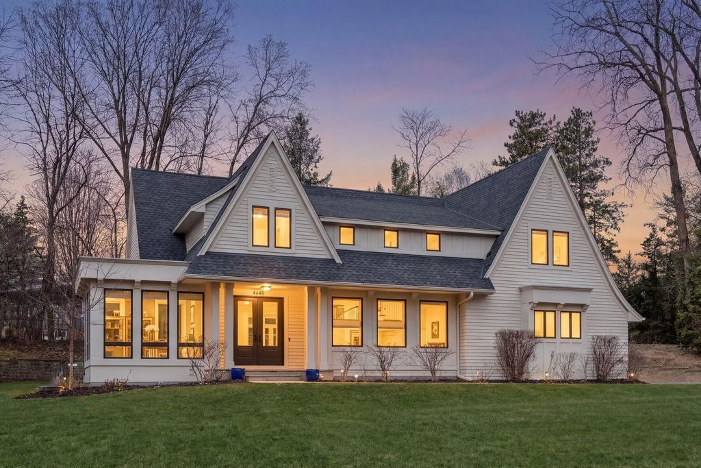 6604 Mohawk Trail, Edina