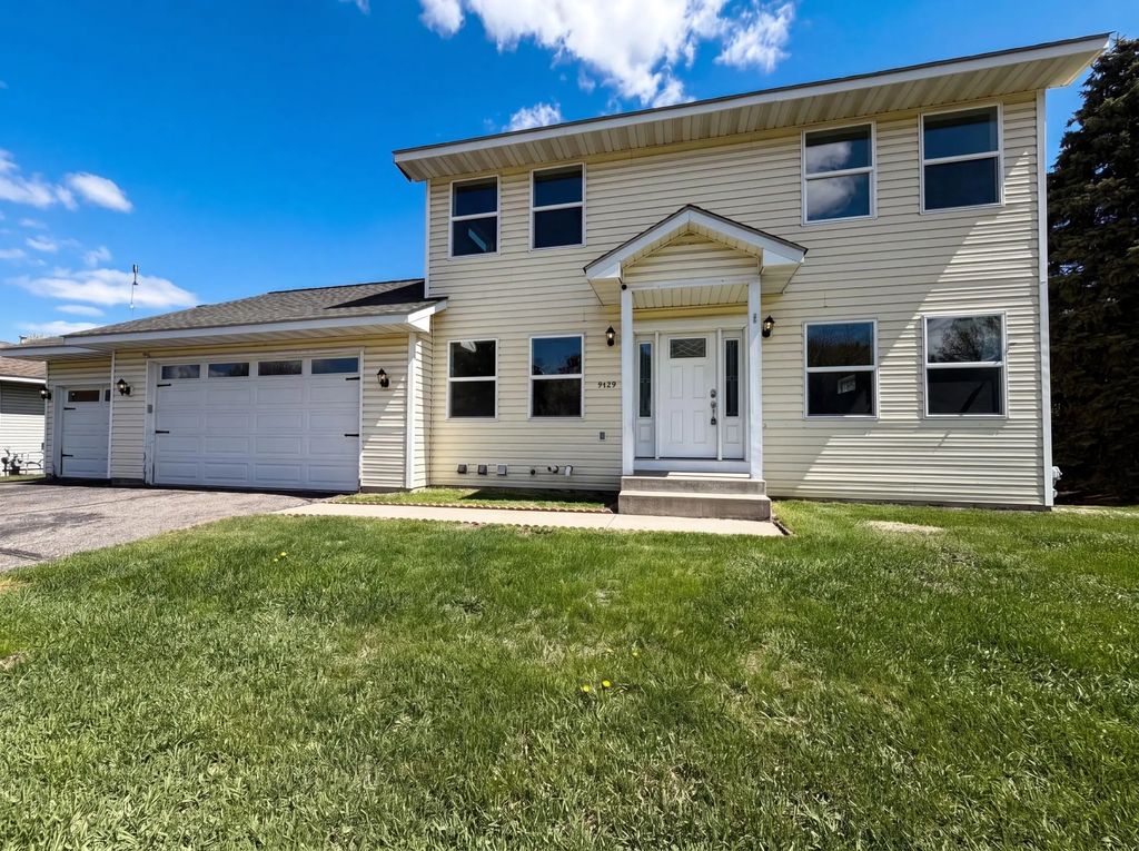 9429 Harkness Avenue S, Cottage Grove