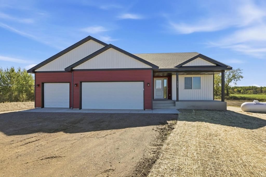 1255 130th Avenue, Ogilvie