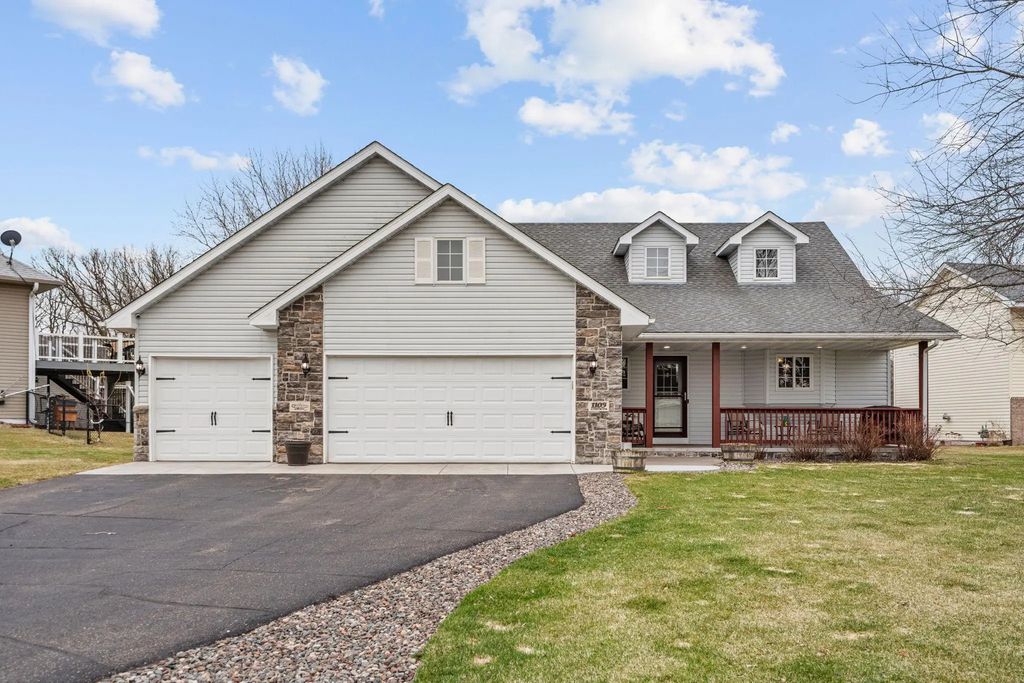 1105 Blossom Boulevard Nw, Isanti
