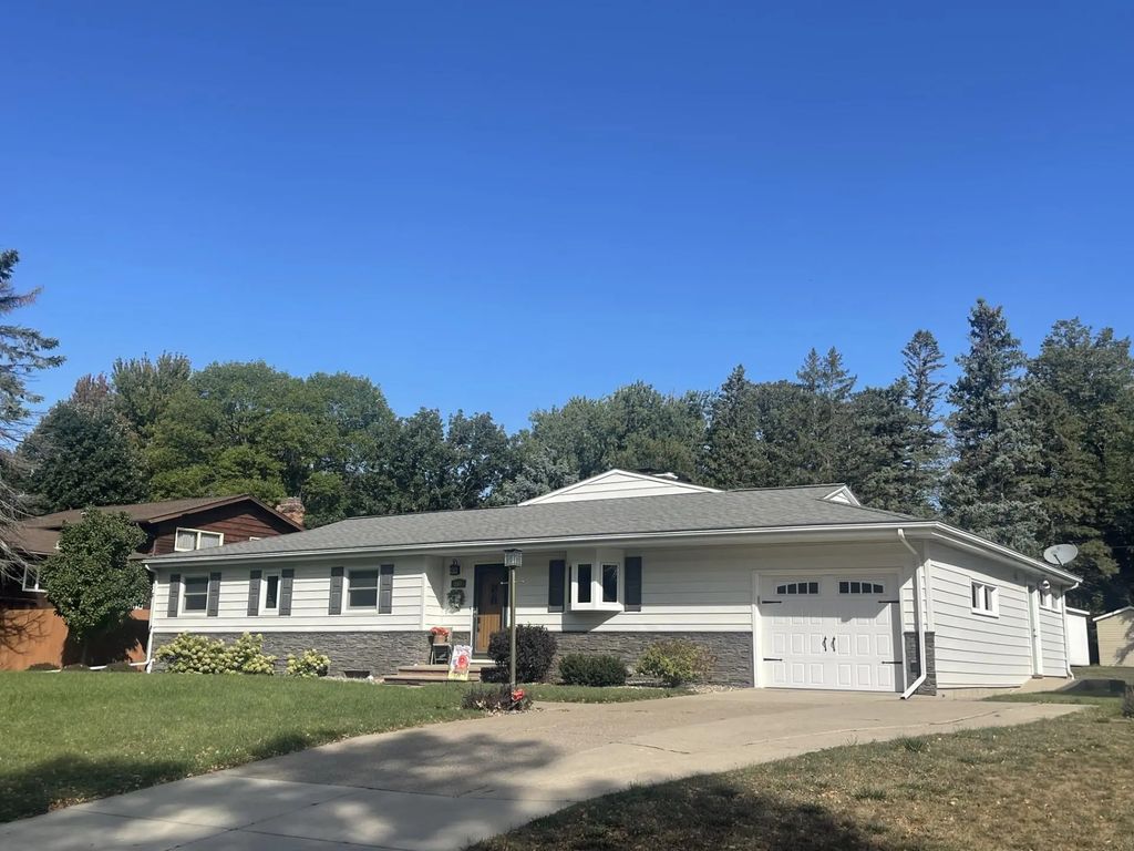 207 E Hollett Street, Tracy