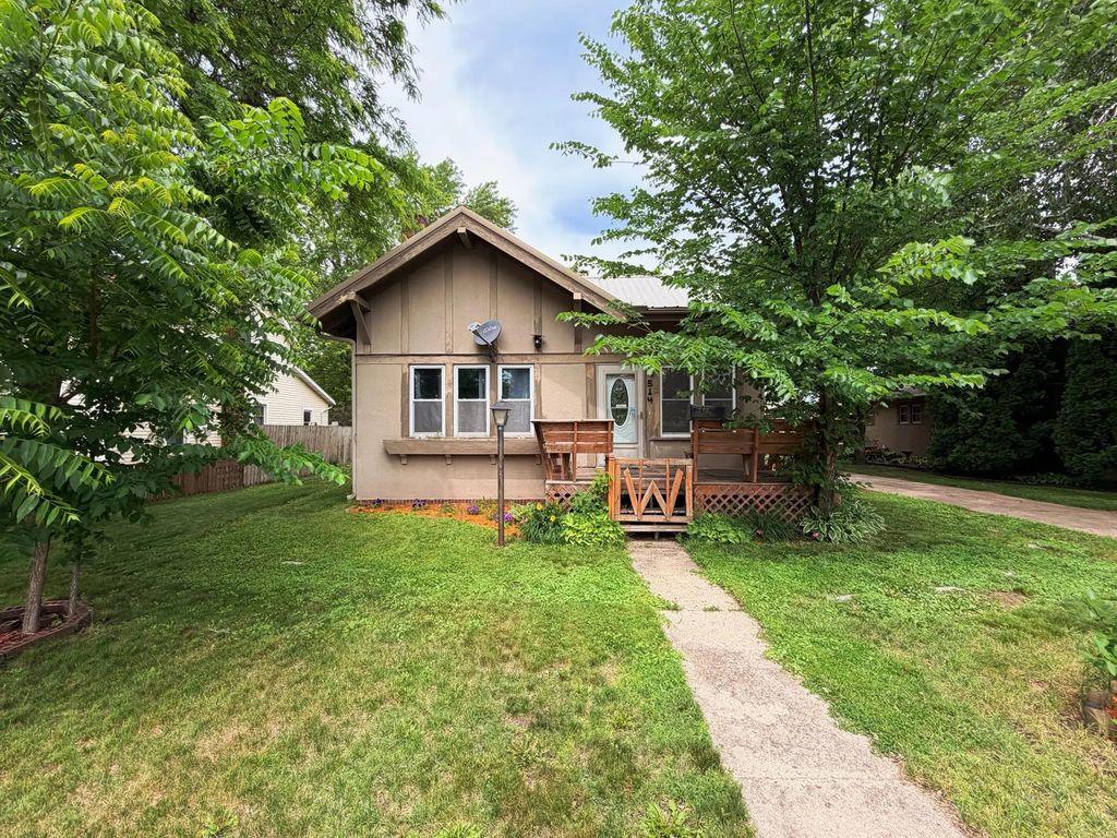 514 W Mill Street, Paynesville