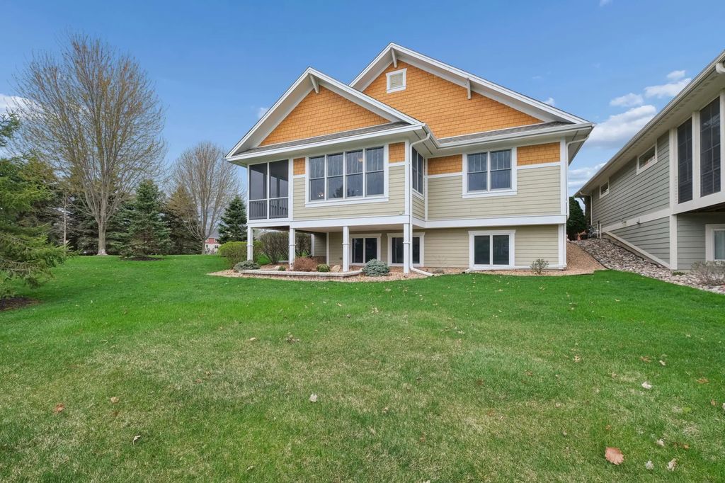 1317 Waters Path, Woodbury