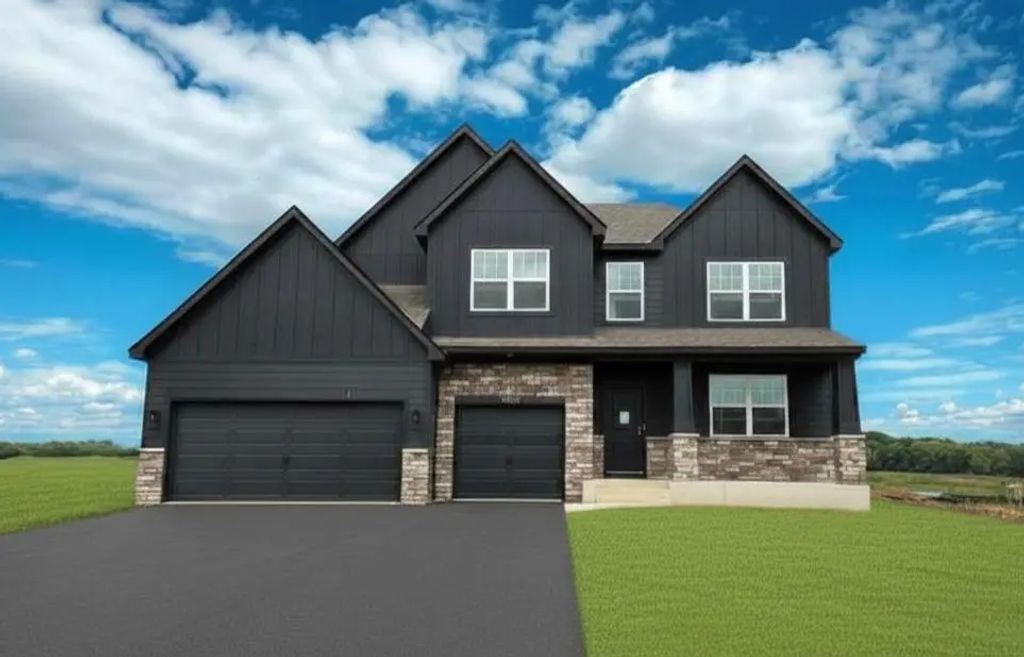 4762 Blake Court, Woodbury