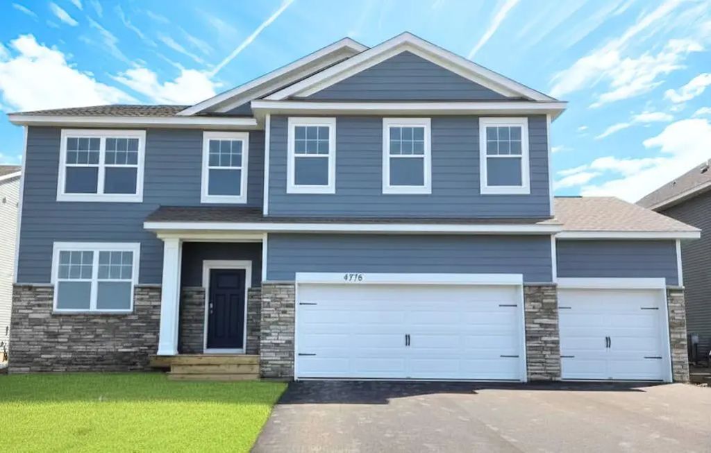 4776 Blake Court, Woodbury