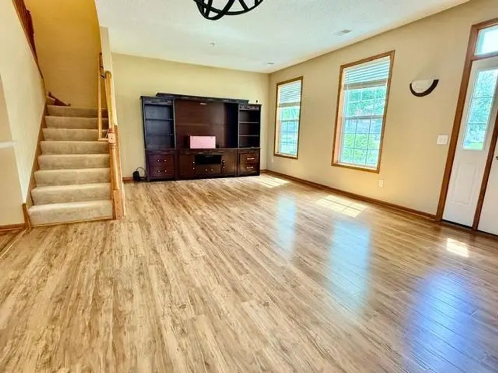 17320 72nd Avenue N, Maple Grove