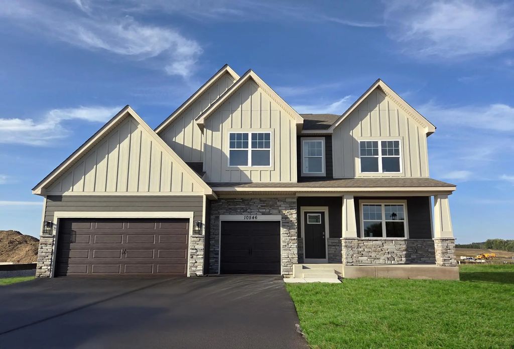4755 Blake Way, Woodbury