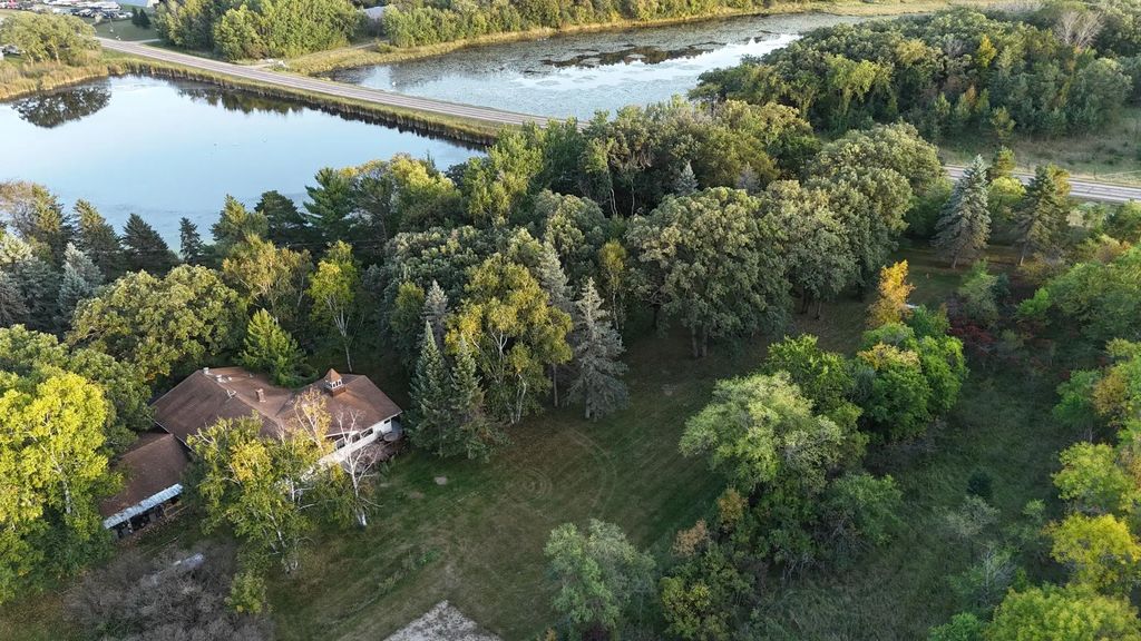 18384 County Highway 20, Detroit Lakes