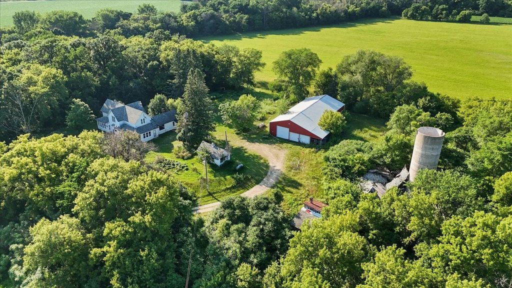W6650 690th Avenue, Beldenville