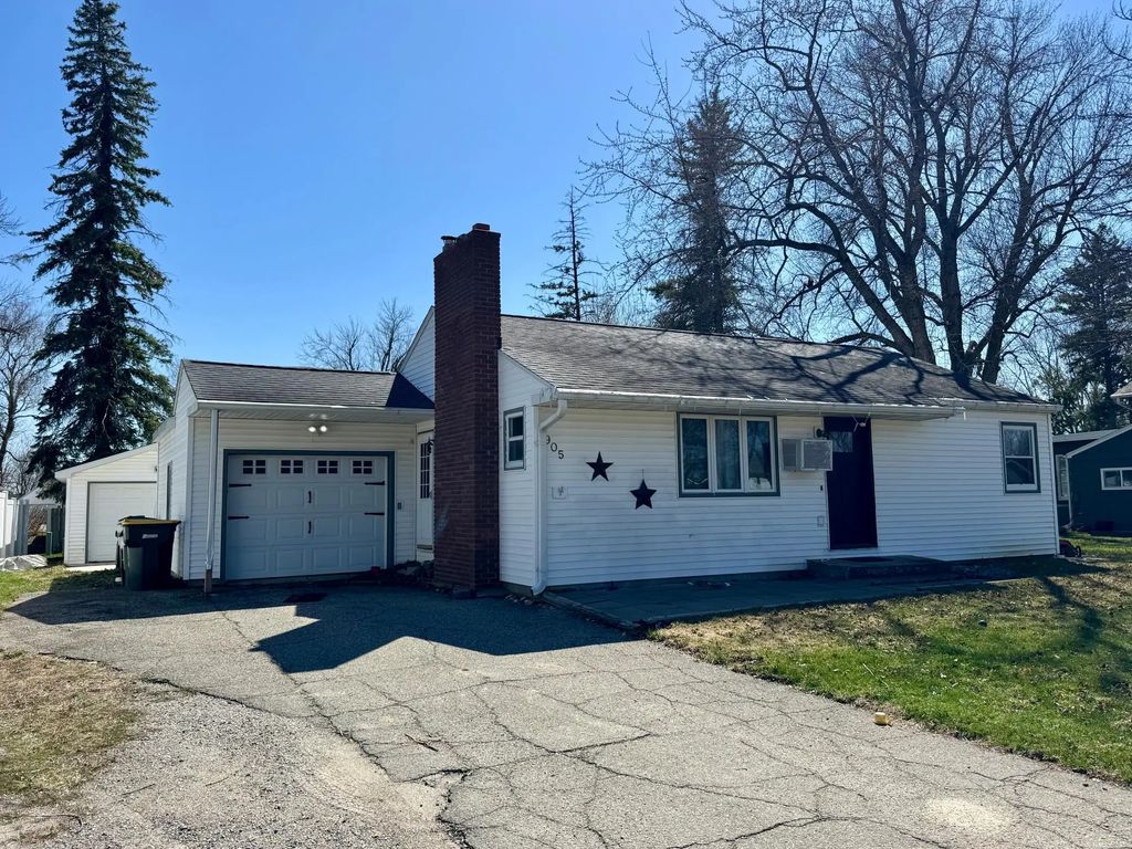 905 W Chestnut Avenue, Olivia